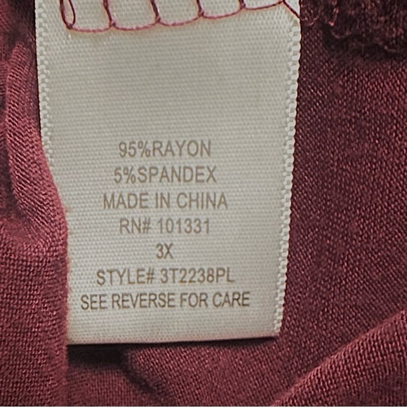 Charlotte Rue Burgundy Top - Picture 5 of 6